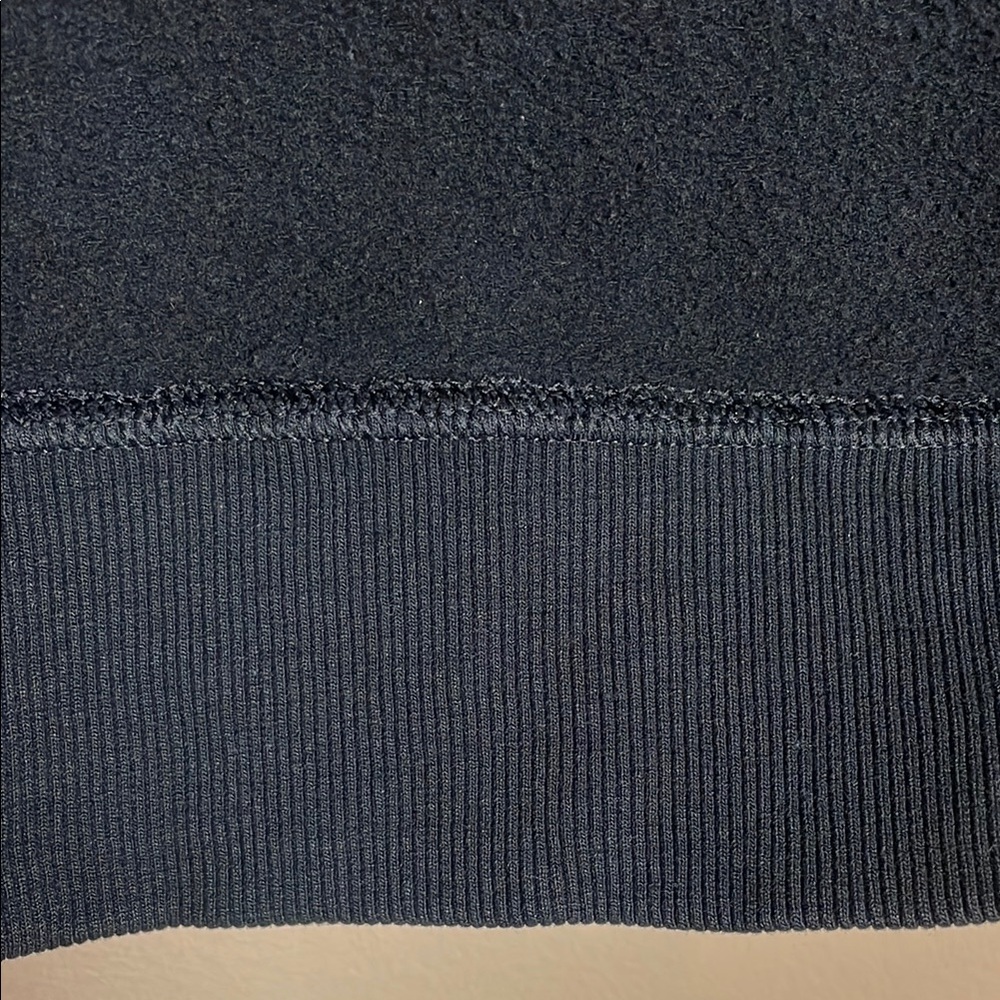 Champion Men’s Black Crewneck Fleece Lined Athleisure Loungewear Sweatshirt - Picture 6 of 8